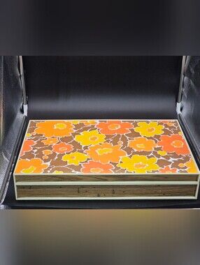 Vintage 1970s Oneida Floral Tableware Chest Bright Morning 11-7/8" x 18.5" x 4"
